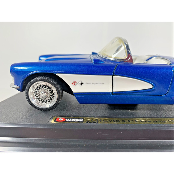 Road Tough 1957 Chevy Corvette 1:24 Scale Diecast Model Car With Plastic Stand - Picture 2 of 16